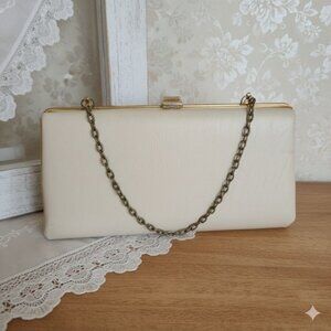 60s Vintage Cream Clutch Evening Bag Gold Chain Kiss Lock Closure Formal